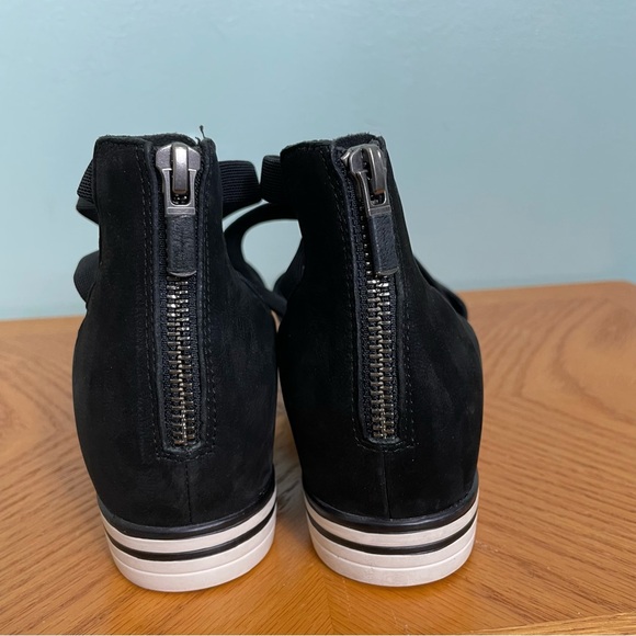 Eileen Fisher Skill Tumbled Nubuck Sneaker Sandal Black White Size 7 1/2 - Picture 5 of 6